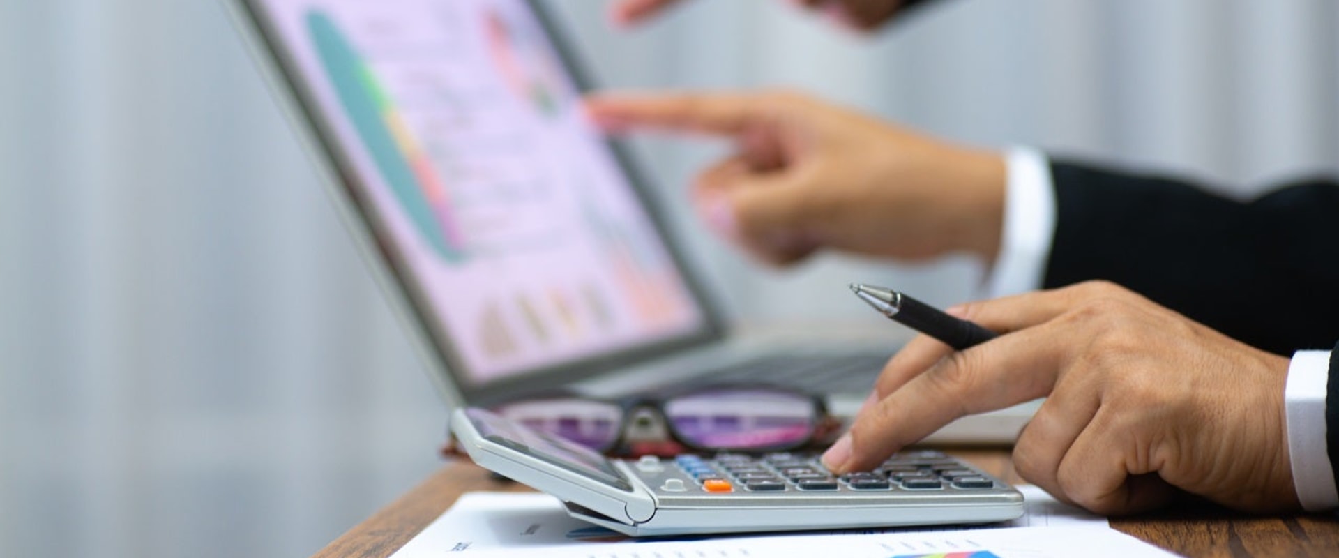 The Benefits and Drawbacks of a Debt Management Plan